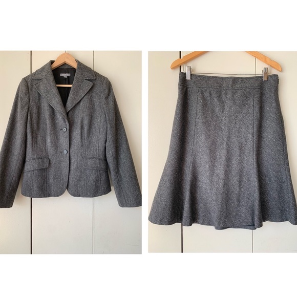 ANN TAYLOR suit skirt and blazer included - Picture 2 of 11